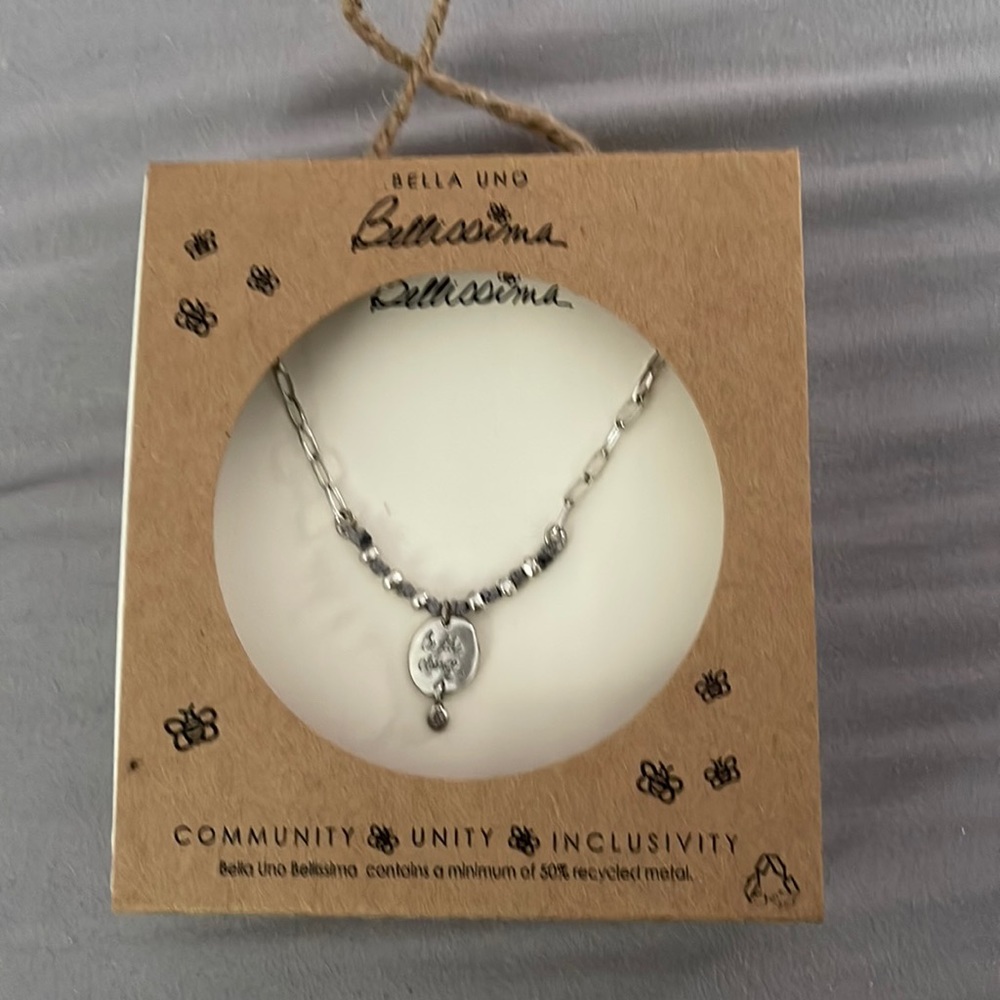 Pick 3/$20 NWT BELLA UNO BELLISSIMA “Be the Change” - Picture 2 of 4
